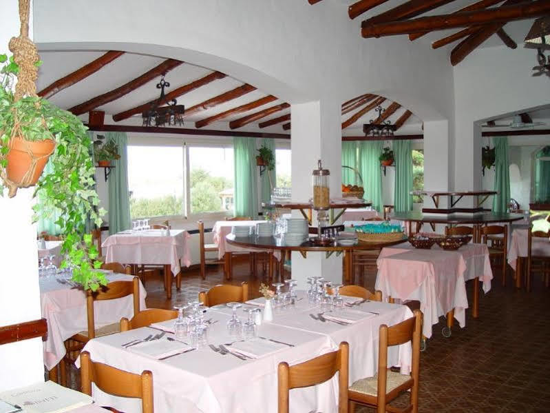 Hotel 3 Botti Baja Sardinia Exterior photo